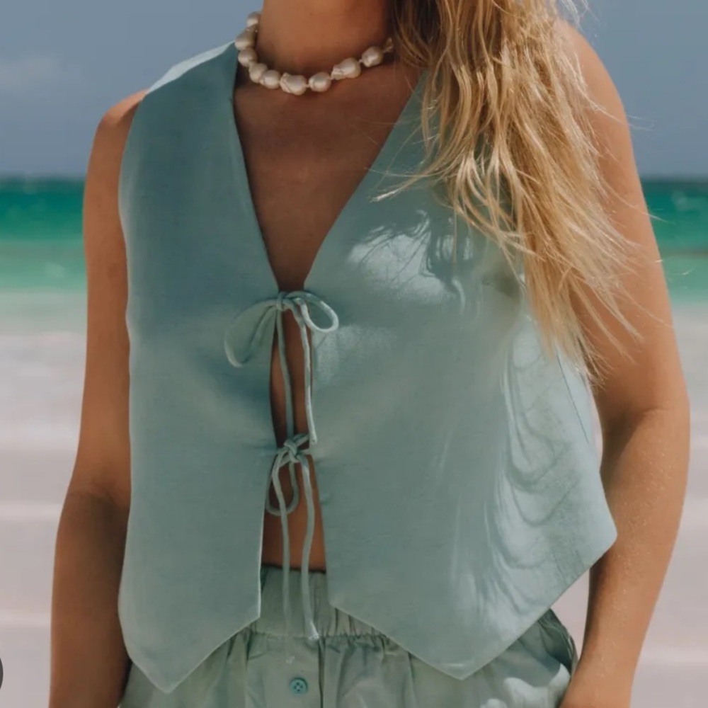 Daily drills linen tie vest in teal